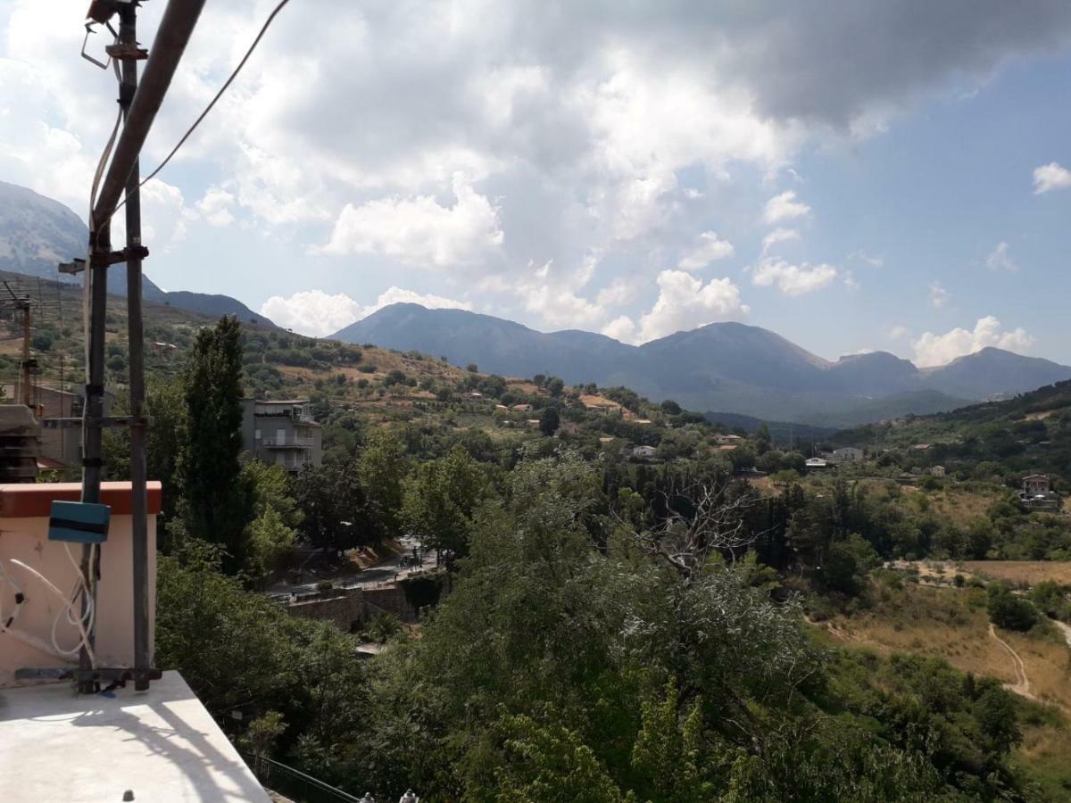 Al Belvedere Isnello Bagian luar foto
